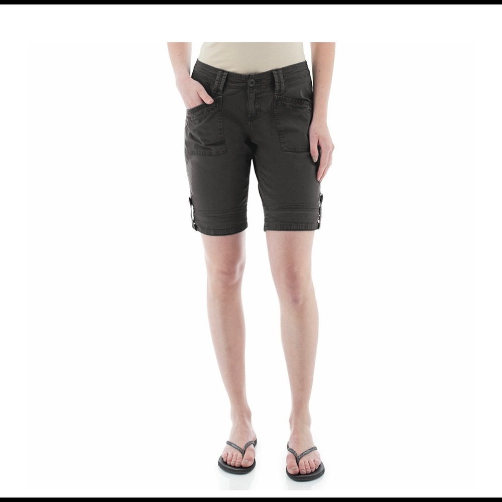 Aventura Clothing Arden Short in Black, Teal or Khaki Size 8